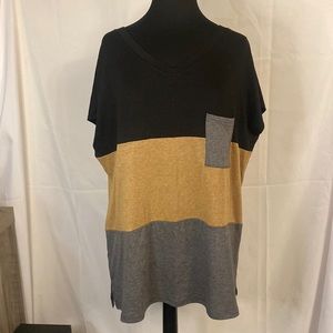 Womens three tone tee shirt with front pocket super cute gray tan black design